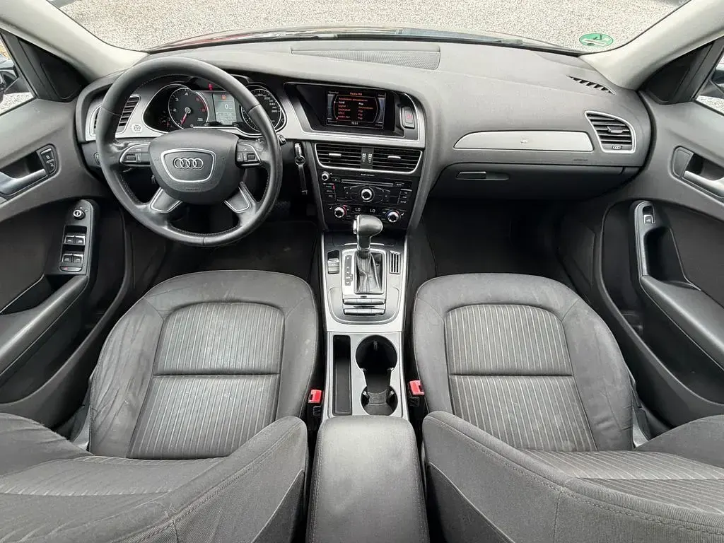 Gebraucht Audi A4 Ambiente 150 PS (110 kW) 2013 Schwarz Kombi