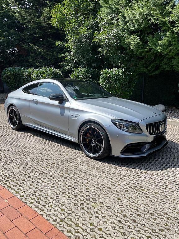 Silber Gebraucht 2022 Mercedes C63S AMG Coupé | 80.900 € (Teuer) - Bild 1/4