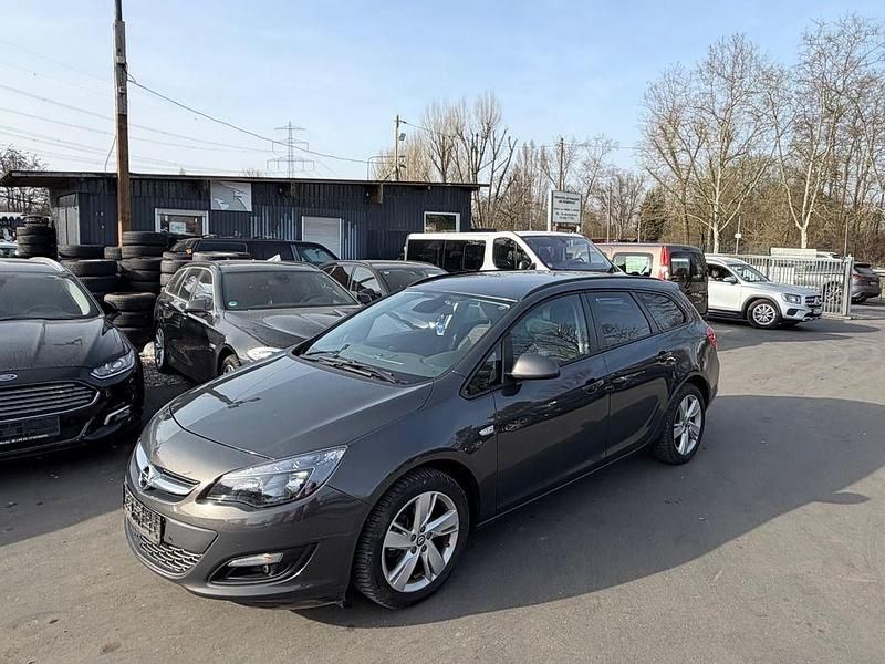 Gebraucht Opel Astra 140 PS (102 kW) 2015 Grau Kombi