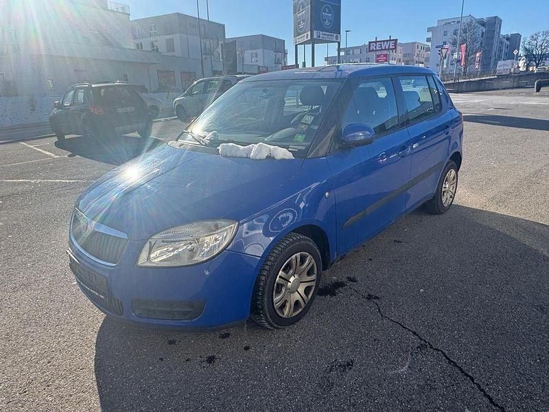 Blau Gebraucht 2009 Skoda Fabia Classic Limousine | 699 € (Superpreis) - Bild 1/4