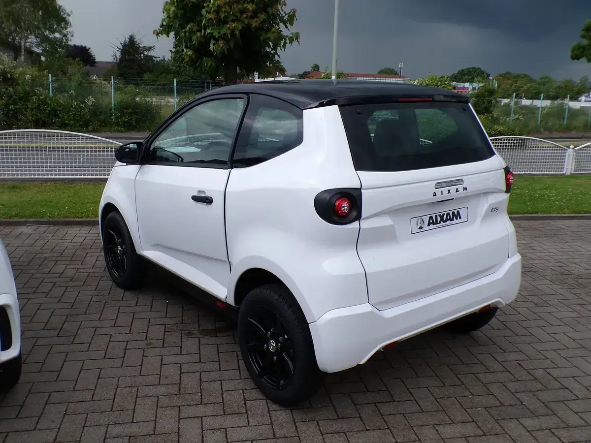 Neu Aixam Minauto Chic 2026 Weiß metallic Kleinwagen