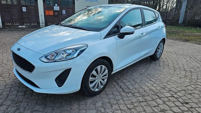 Gebraucht Ford Fiesta Trend 75 PS (55 kW) 2020 Weiß Kleinwagen