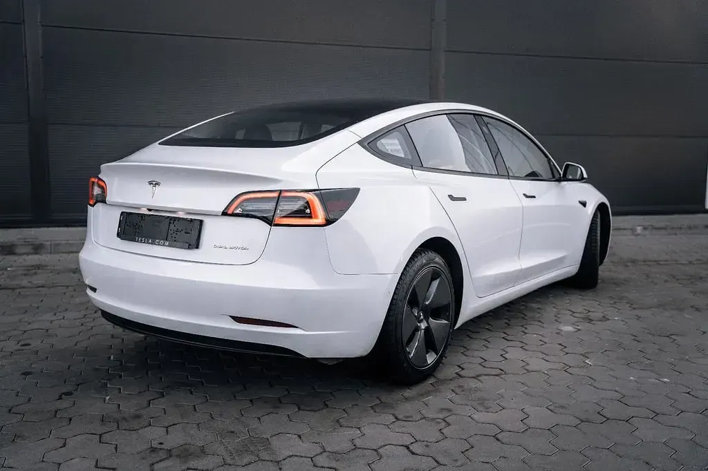 Gebraucht Tesla Model 3 366 kW (498 PS) 2022 Weiß Limousine