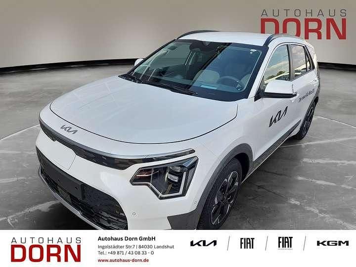 Weiß Gebraucht 2024 Kia e-Niro Inspiration SUV | 35.990 € (Teuer) - Bild 1/4