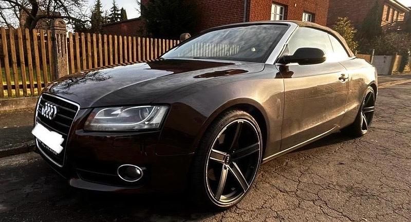 Braun Gebraucht 2009 Audi A5 Cabriolet Cabrio | 8.399 € (Fairer Preis) - Bild 1/4