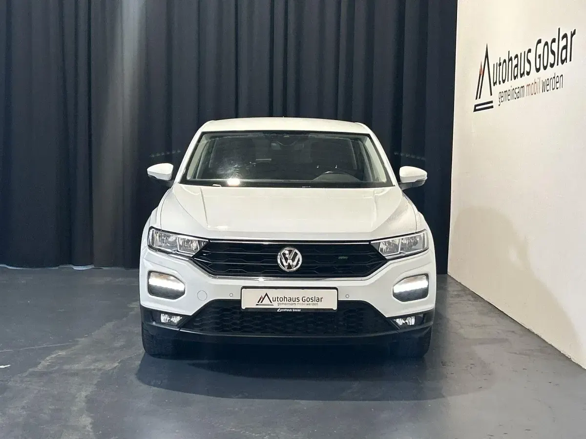 Gebraucht VW T-Roc Basis 116 PS (85 kW) 2018 Weiß SUV