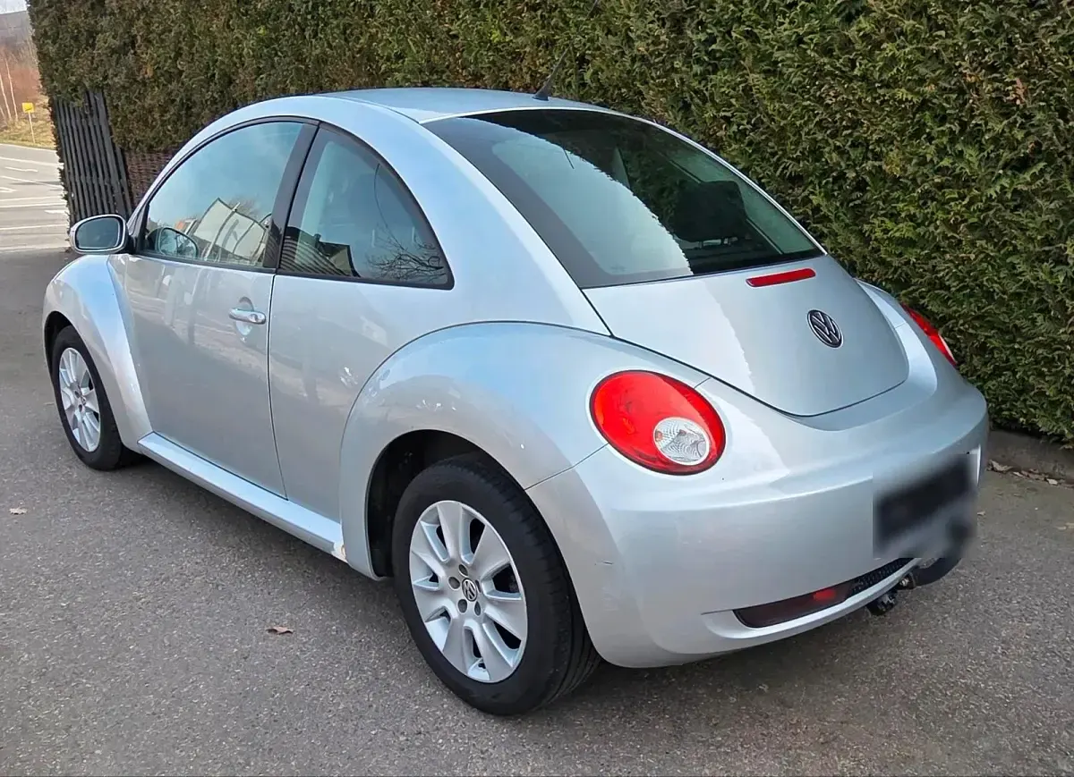 Gebraucht VW Beetle 105 PS (77 kW) 2008 Silber Kleinwagen