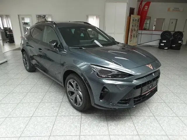 Neu Cupra Formentor 150 PS (110 kW) 2026 Grau SUV