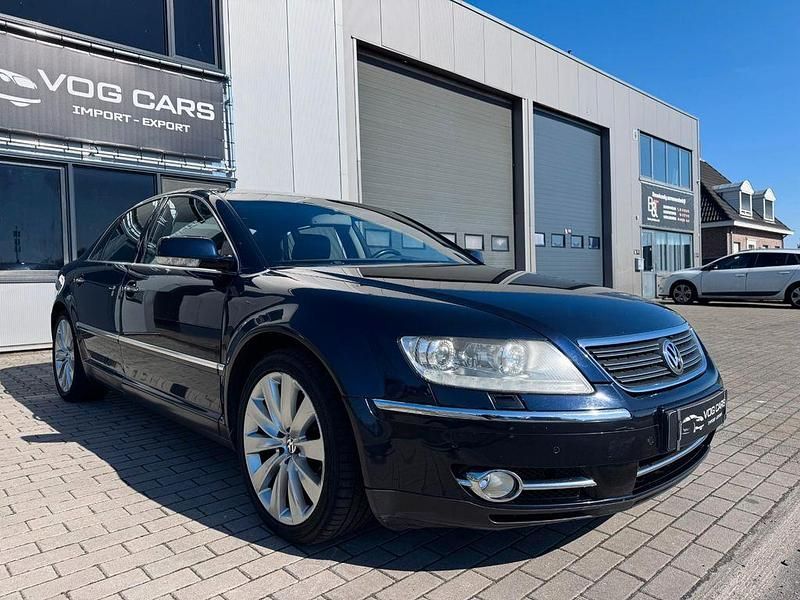 Usado VW Phaeton 239 HP (175 kW) 2010 Azul Sedan