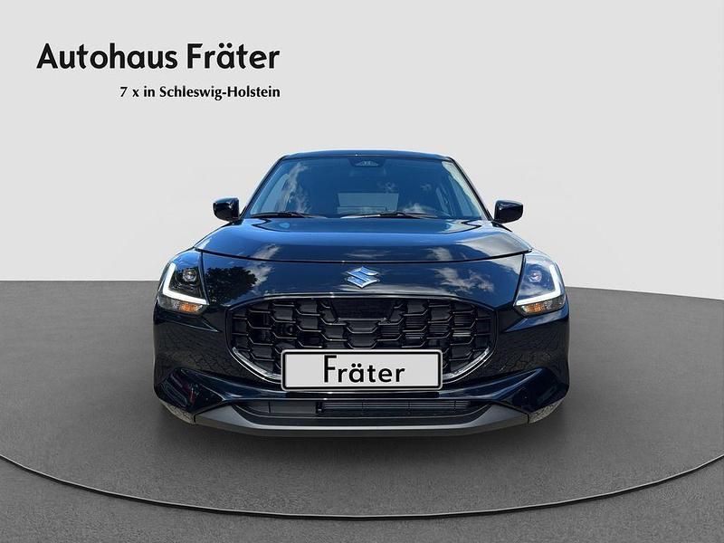 Neu Suzuki Swift Comfort 83 PS (61 kW) 2025 Schwarz Kleinwagen