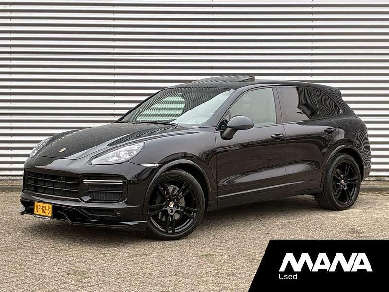 Schwarz Gebraucht 2011 Porsche Cayenne SUV | 52.635 € - Bild 1/4