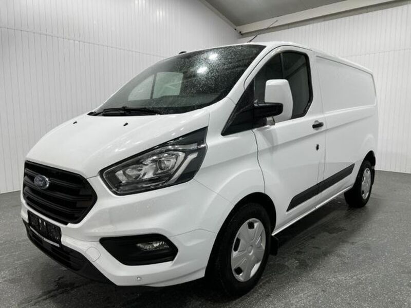 Frostweiss Gebraucht 2021 Ford 300 Van | 18.990 € (Fairer Preis) - Bild 1/4