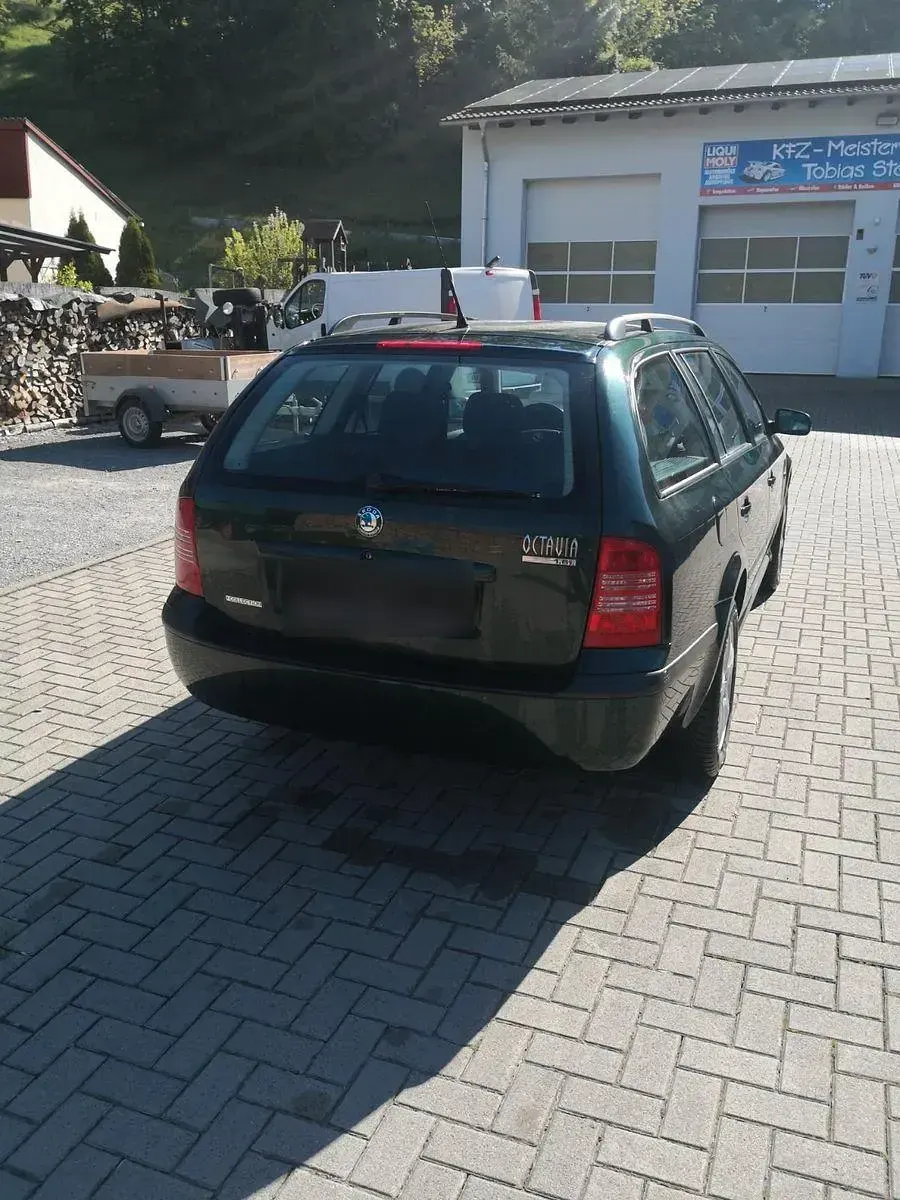 Gebraucht Skoda Octavia 102 PS (75 kW) 2003 Grün Kombi