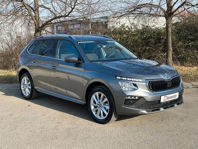 Neu Skoda 105 116 PS (85 kW) 2026 Grau Limousine