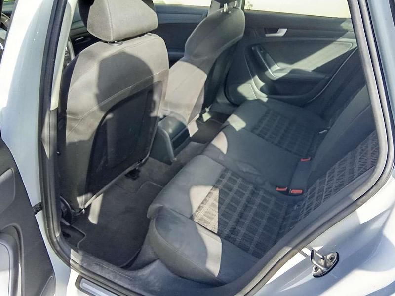 Gebraucht Audi A4 Ambition 190 PS (139 kW) 2011 Ibisweiß Limousine