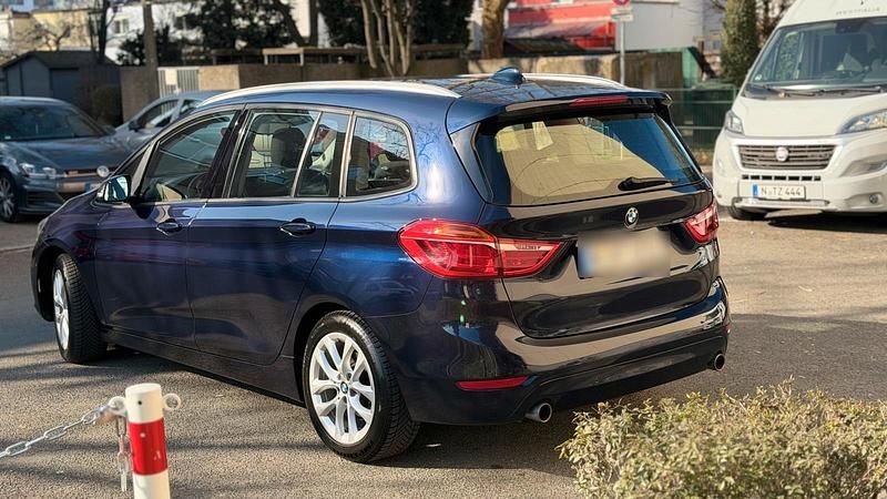 Gebraucht BMW 220 Gran Tourer 190 PS (139 kW) 2016 Blau Van / Kleinbus