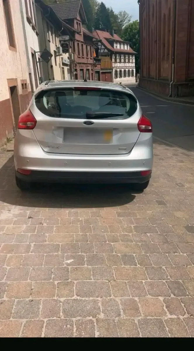 Gebraucht Ford Fiesta 100 PS (73 kW) 2015 Silber Kleinwagen