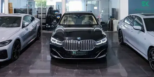 Gebraucht BMW 730 Performance 286 PS (210 kW) 2021 Schwarz Limousine