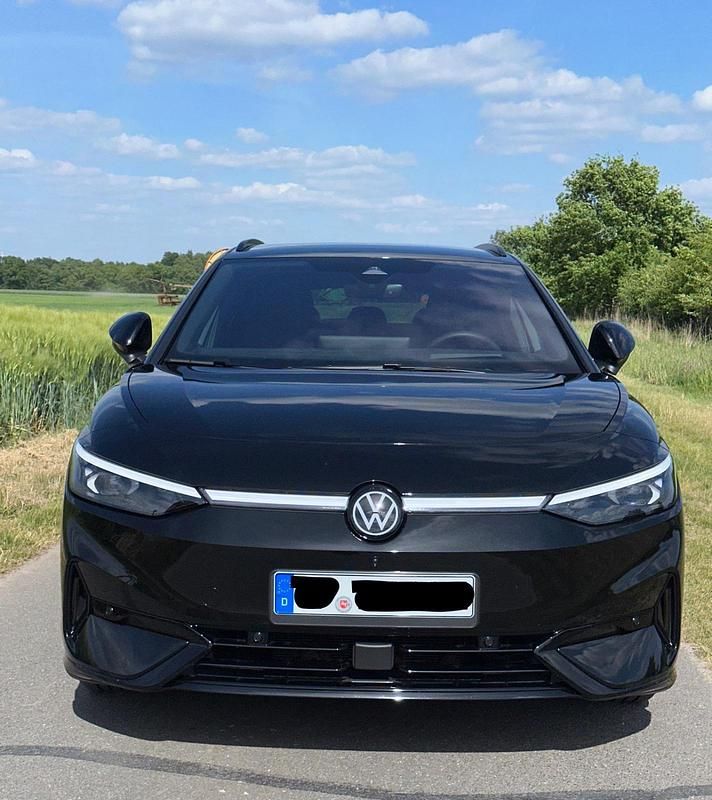 Gebraucht VW ID.7 Pro 210 kW (286 PS) 2024 Schwarz Kombi