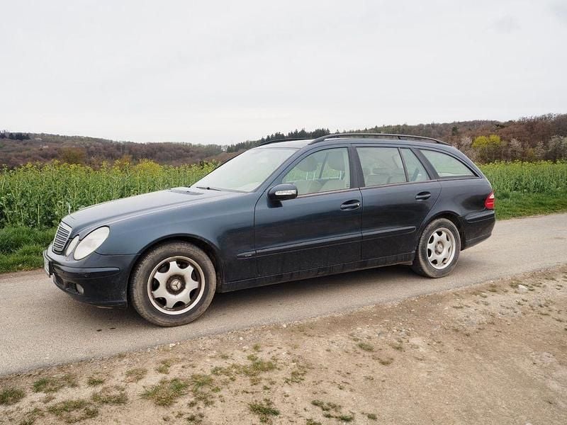 Gebraucht Mercedes E350 272 PS (200 kW) 2005 Schwarz Limousine