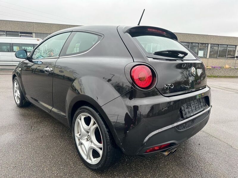Gebraucht Alfa Romeo MiTo Turismo 155 PS (114 kW) 2010 Schwarz metallic Kleinwagen