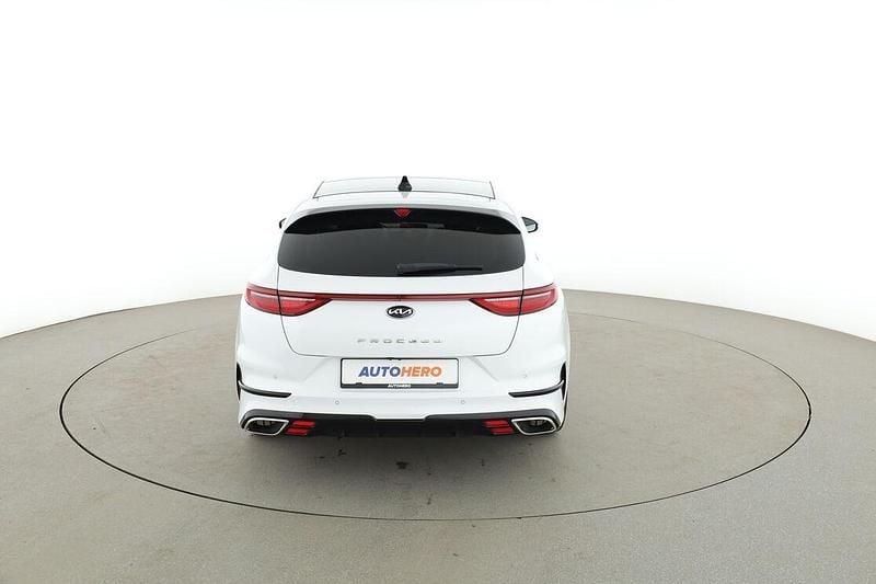Gebraucht Kia ProCeed GT 204 PS (150 kW) 2019 Weiß Kombi
