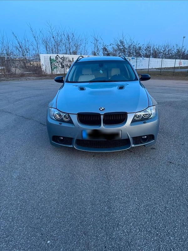 Gebraucht BMW 325 218 PS (160 kW) 2005 Andere farben Kombi
