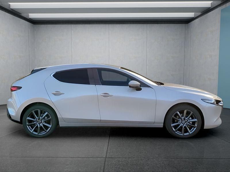 Neu Mazda 3 140 PS (102 kW) 2025 Gold Limousine