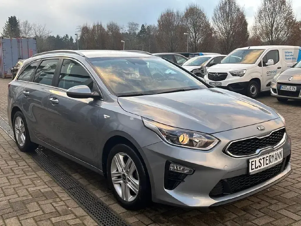 Gebraucht Kia Ceed Sportswagon Vision 160 PS (117 kW) 2021 Silber Kombi