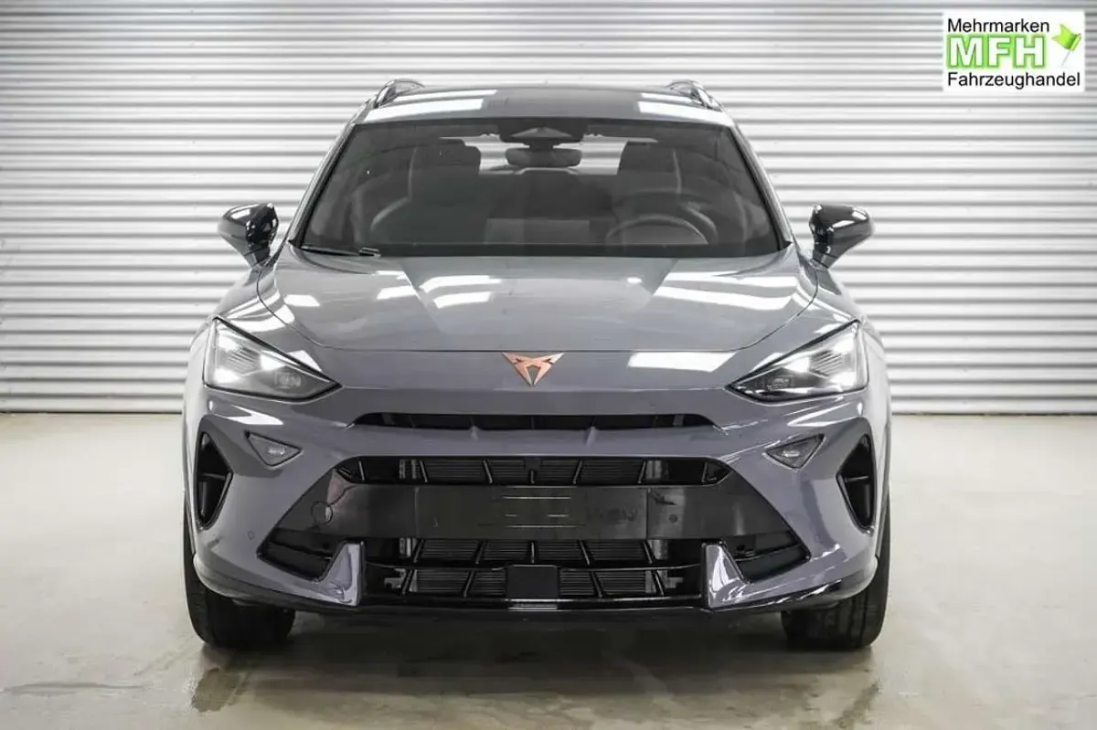 Nowe Cupra Formentor 150 KM (110 kW) 2025 Szary SUV