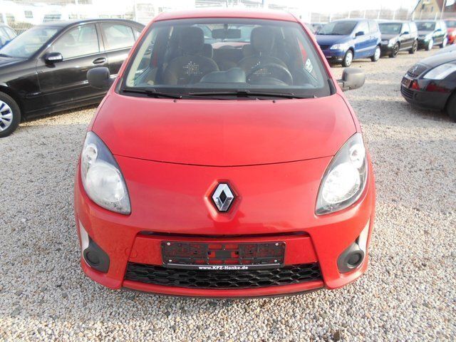 Gebraucht Renault Twingo Authentique 75 PS (55 kW) 2011 Rot Kleinwagen