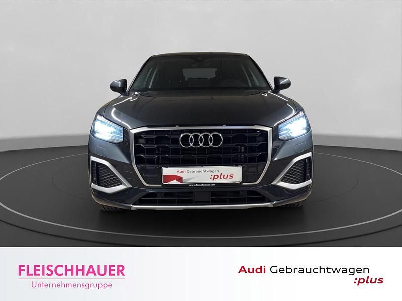 Używany Audi Q2 Advanced 150 KM (110 kW) 2024 Szary SUV