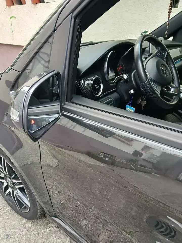 Gebraucht Mercedes E250 AMG line 190 PS (139 kW) 2019 Kombi