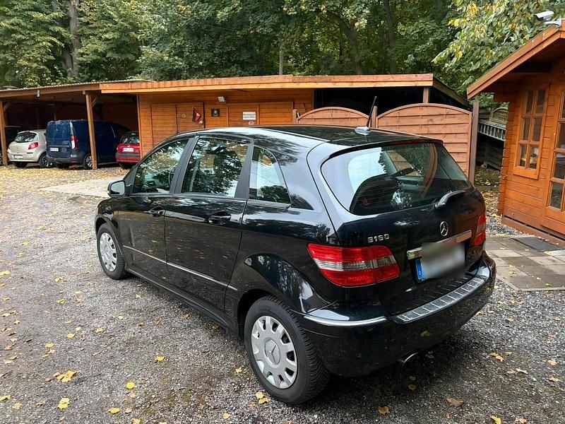 Gebraucht 2011 Mercedes B150 Van / Kleinbus | 5.350 € - Bild 1/4