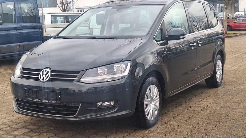 Gebraucht VW Sharan Cup 150 PS (110 kW) 2014 Grau Van / Kleinbus