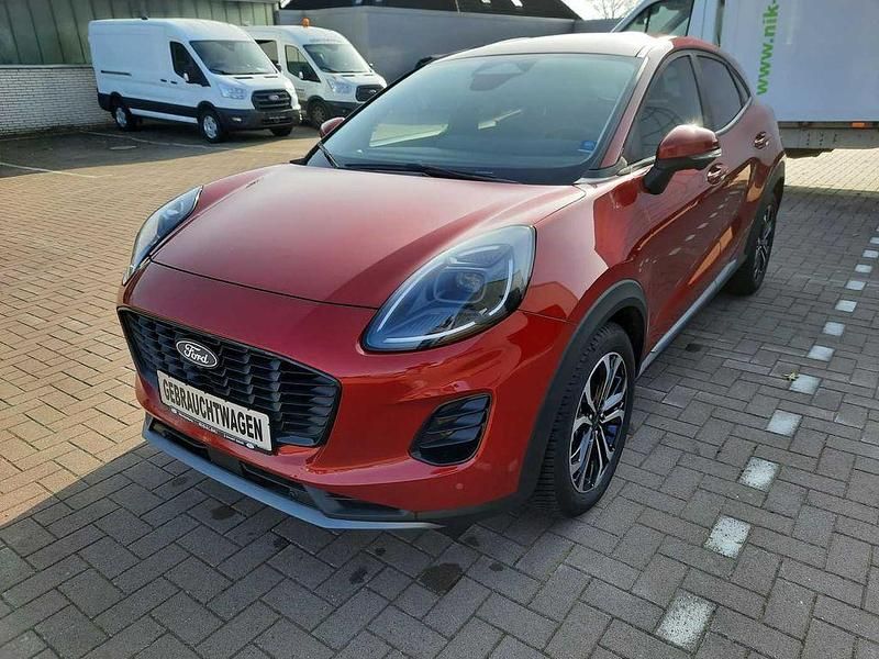 Gebraucht Ford Puma Titanium 125 PS (91 kW) 2025 Fantastic red SUV