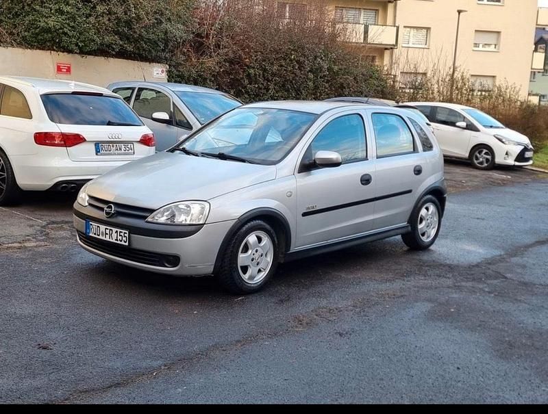 Gebraucht Opel Corsa 90 PS (66 kW) 2001 Silber Kleinwagen