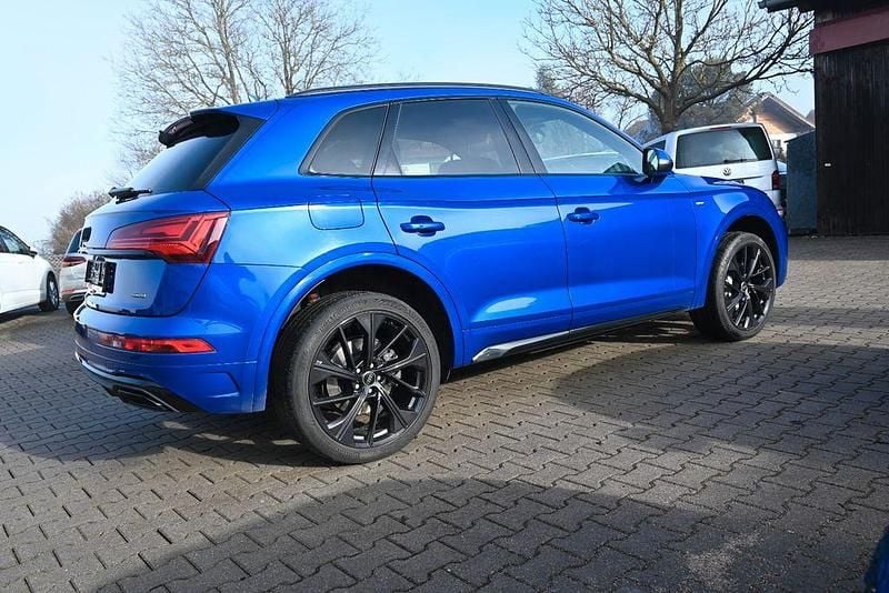 Gebraucht Audi Q5 S-Line 204 PS (150 kW) 2024 Ultrablau SUV
