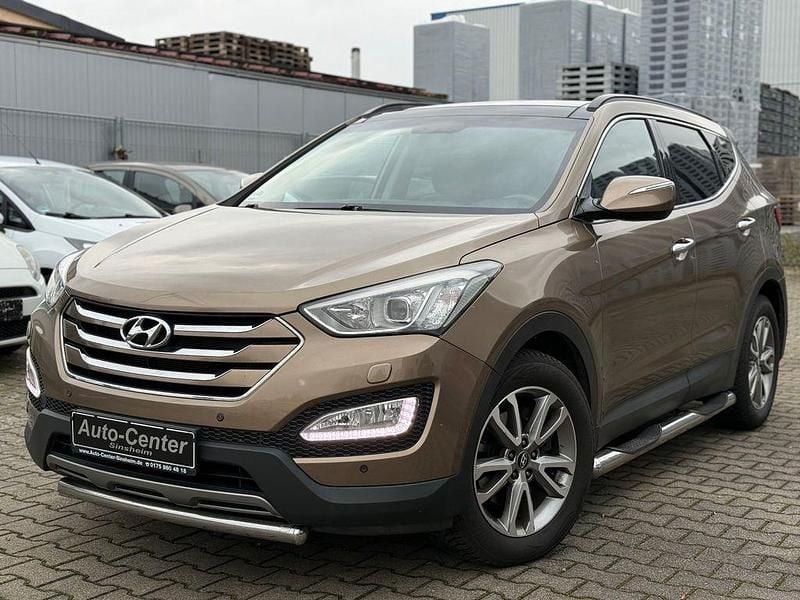Grau Gebraucht 2013 Hyundai Santa Fe Style SUV | 12.790 € (Etwas zu teuer) - Bild 1/4
