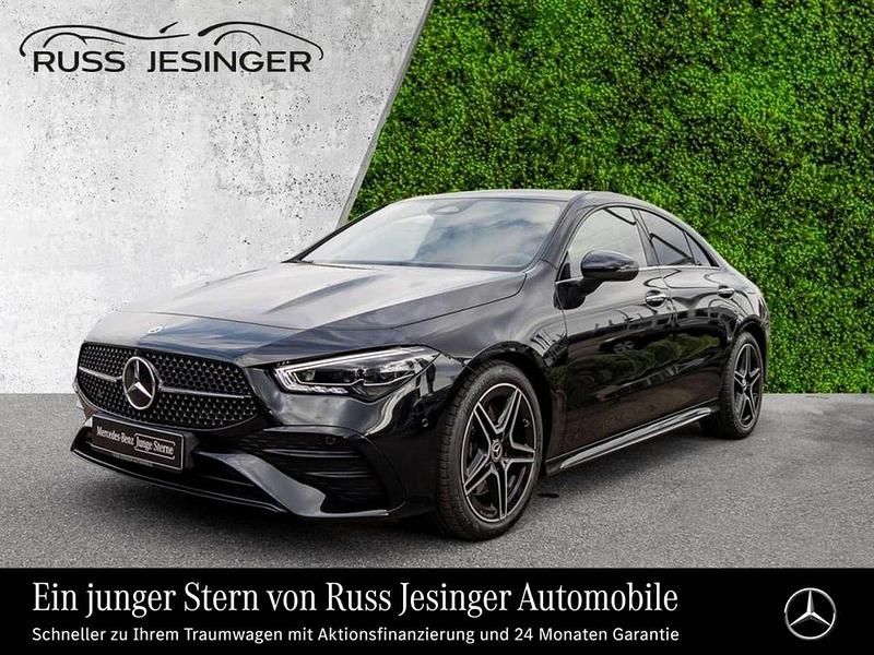 Kosmosschwarz Gebraucht 2024 Mercedes CLA200 AMG Coupé | 37.880 € (Fairer Preis) - Bild 1/3