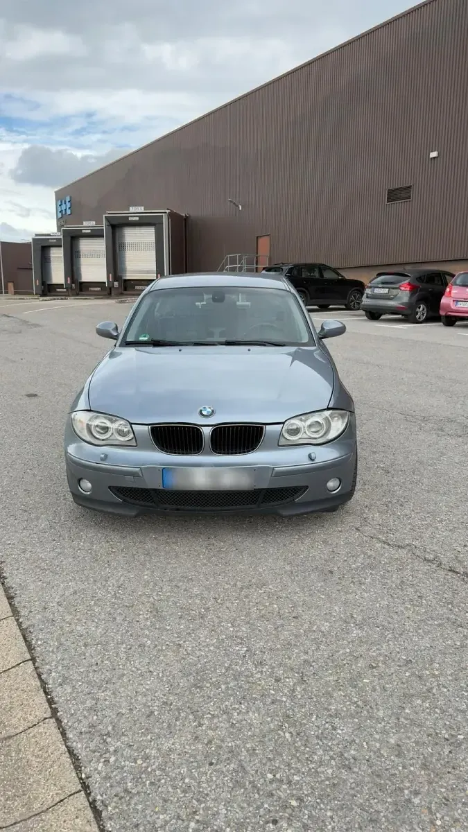Gebraucht BMW 120 163 PS (119 kW) 2004 Grau Kleinwagen