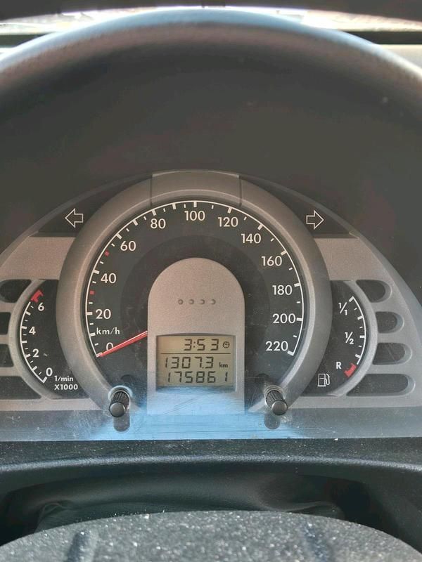 Usata VW Fox 54 CV (39 kW) 2006 Rosso Utilitaria