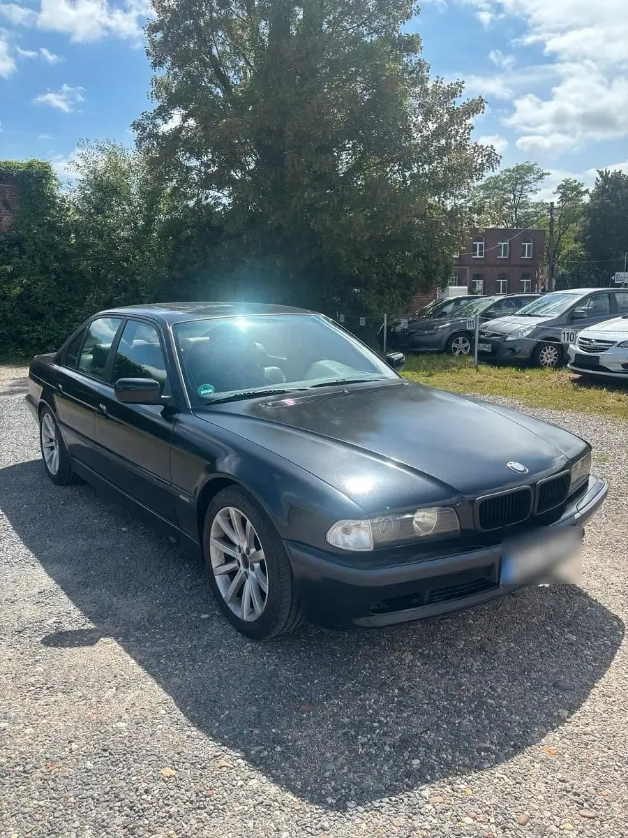 Gebraucht BMW 728 193 PS (141 kW) 1996 Schwarz Limousine