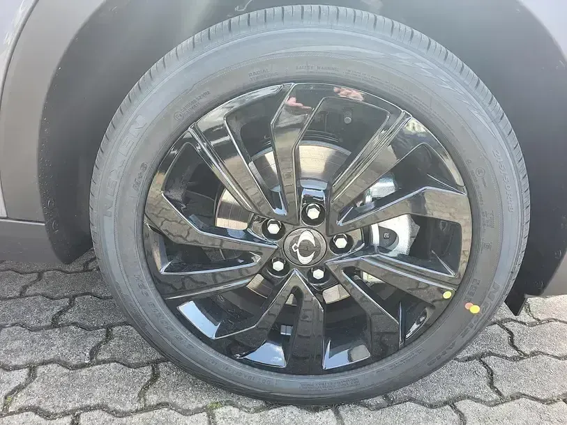 Gebraucht SsangYong Tivoli 163 PS (119 kW) 2023 Grau SUV