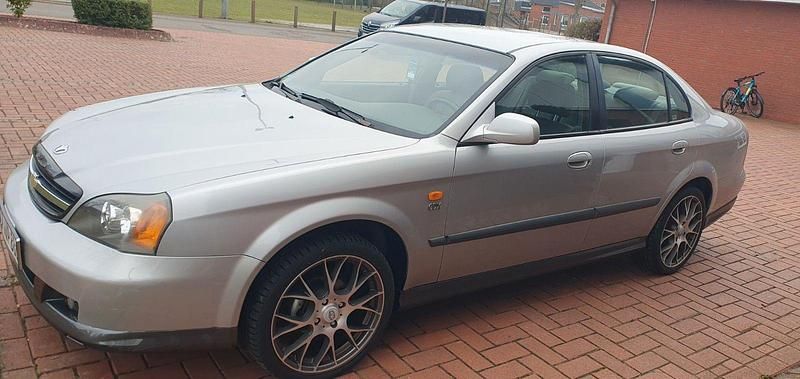 Gebraucht Chevrolet Evanda CDX 131 PS (96 kW) 2003 Silber Limousine