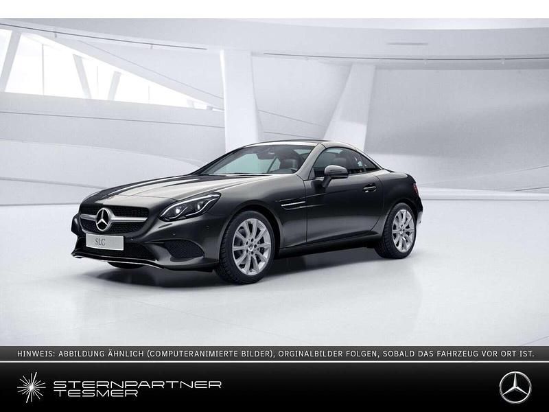 Grau Gebraucht 2018 Mercedes SLC180 Cabrio | 32.480 € (Teuer) - Bild 1/3