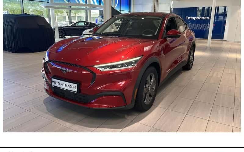 Rot Gebraucht 2022 Ford Mustang Mach-E Standard Range SUV | 37.498 € (Etwas zu teuer) - Bild 1/4