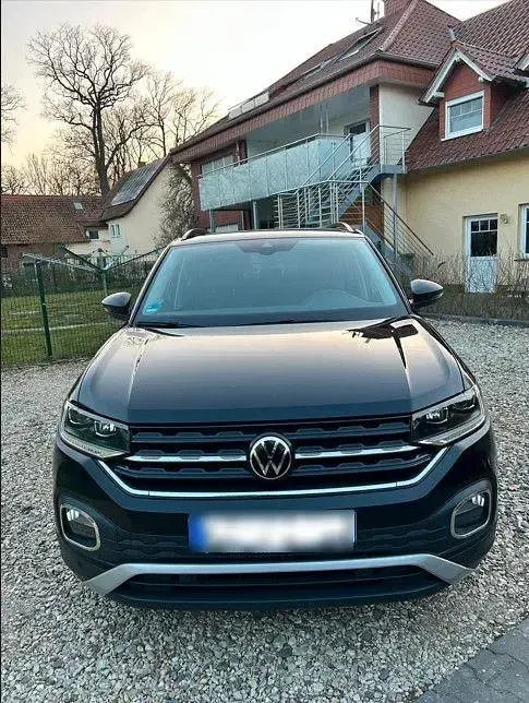 Usado VW T-Cross Active 150 CV (110 kW) 2021 Negro SUV