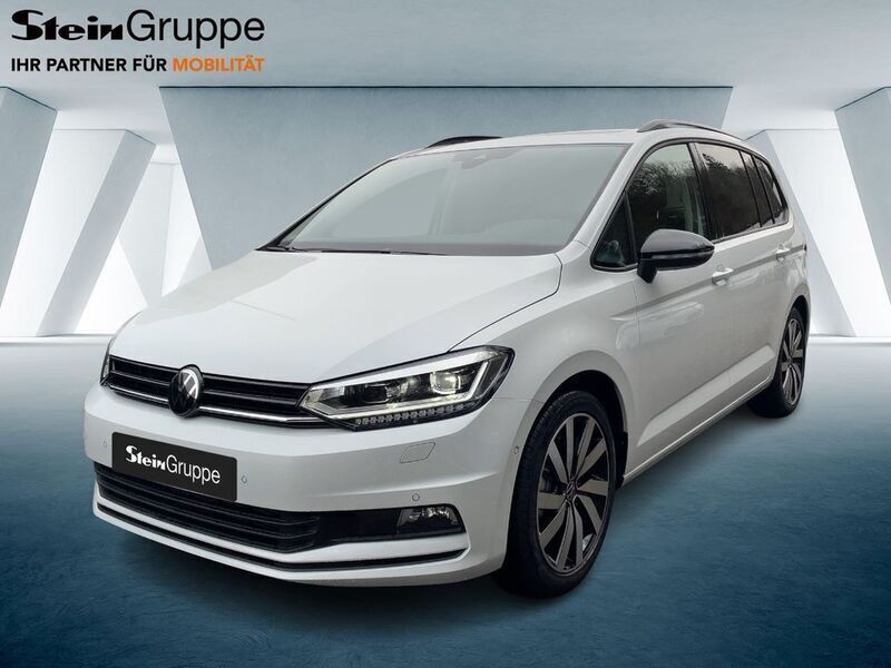 Oryxweiss perlmutteffekt Neu 2024 VW Touran Highline Van / Kleinbus | 50.980 € - Bild 1/4