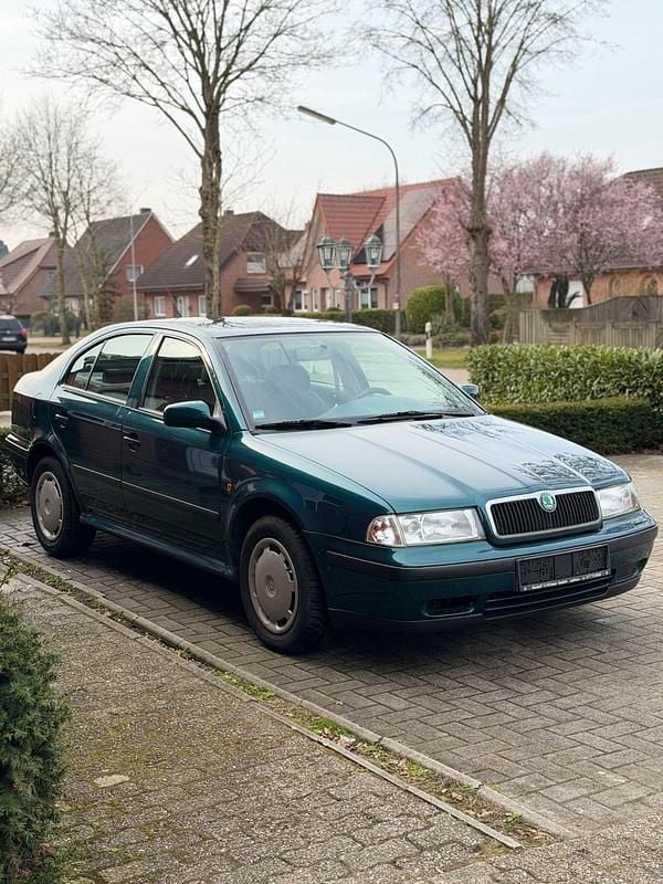 Gebraucht Skoda Octavia 75 PS (55 kW) 1997 Blau Limousine